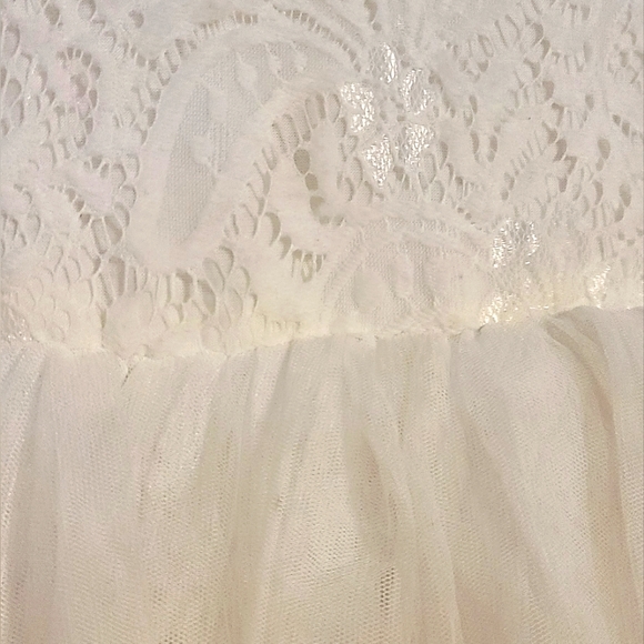 4t white lace dress - Picture 2 of 4